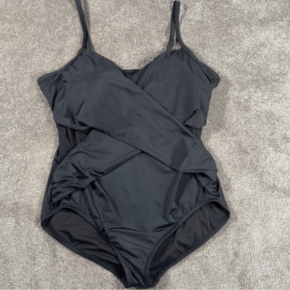 Embrace Your Curves By Miracle Brands Swimsuit One Piece Size 2X (20W-22W) - Picture 6 of 15